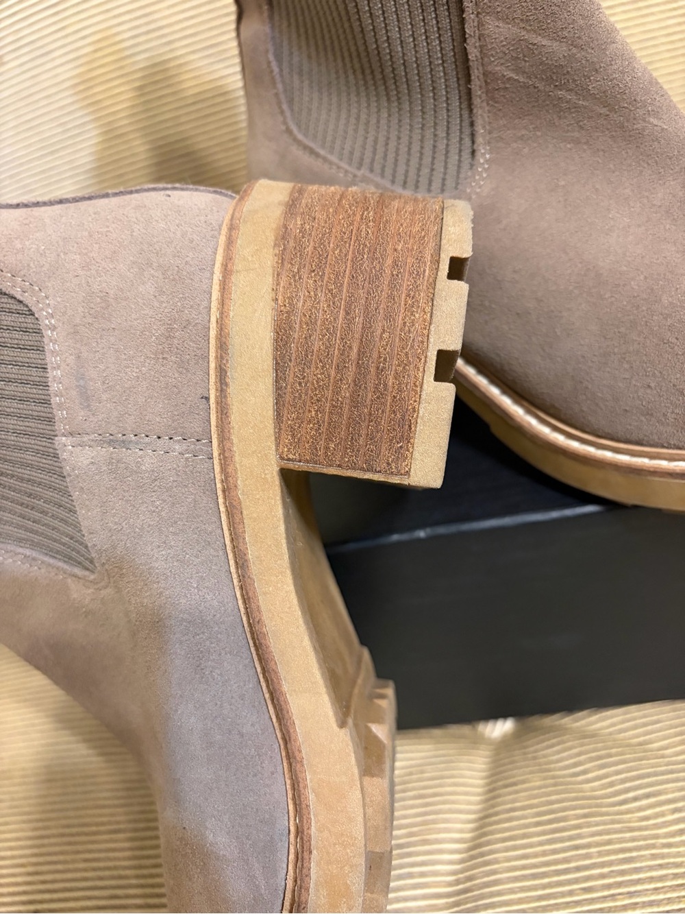 Steve Madden Kiley Women’s Lug Sole Chelsea Bootie with Fabric Cuff - Size 8 - Picture 12 of 16